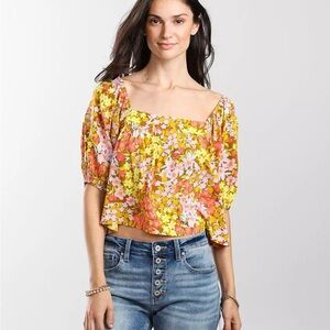 Billabong Yellow and Pink Puff Sleeve Crop Blouse. EUC. Size L